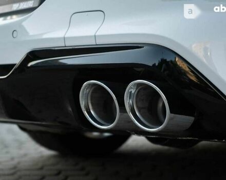 БМВ M8, объемом двигателя 4.4 л и пробегом 4 тыс. км за 135000 $, фото 21 на Automoto.ua