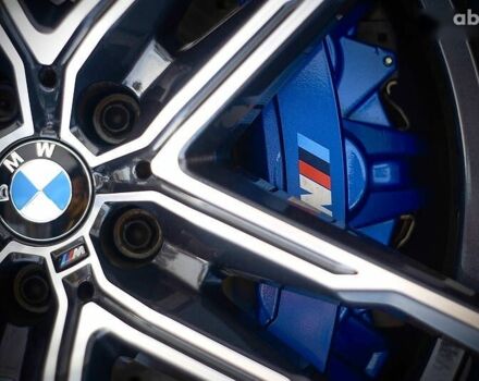 БМВ M8, объемом двигателя 4.4 л и пробегом 4 тыс. км за 135000 $, фото 23 на Automoto.ua