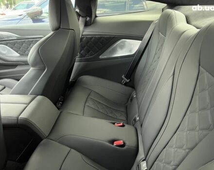 БМВ M8, объемом двигателя 4.3 л и пробегом 1 тыс. км за 169966 $, фото 32 на Automoto.ua