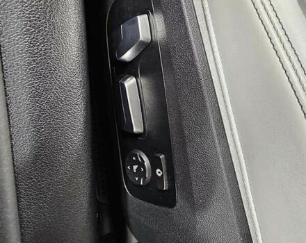 БМВ M8, объемом двигателя 4.4 л и пробегом 24 тыс. км за 111111 $, фото 18 на Automoto.ua