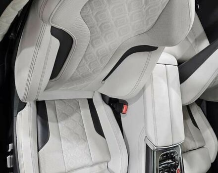 БМВ M8, объемом двигателя 4.4 л и пробегом 24 тыс. км за 111111 $, фото 19 на Automoto.ua