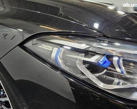 БМВ M8, объемом двигателя 4.4 л и пробегом 24 тыс. км за 111111 $, фото 5 на Automoto.ua