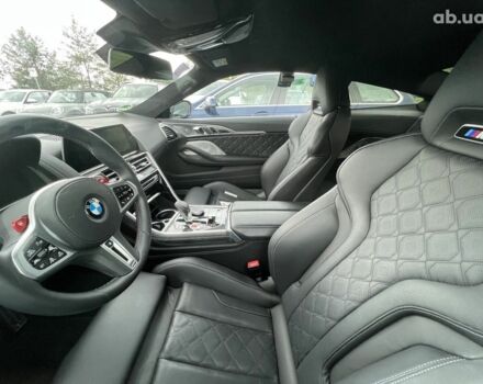 БМВ M8, объемом двигателя 4.4 л и пробегом 3 тыс. км за 159216 $, фото 16 на Automoto.ua