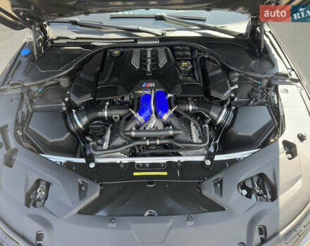 Серый БМВ M8, объемом двигателя 4.39 л и пробегом 32 тыс. км за 85000 $, фото 28 на Automoto.ua