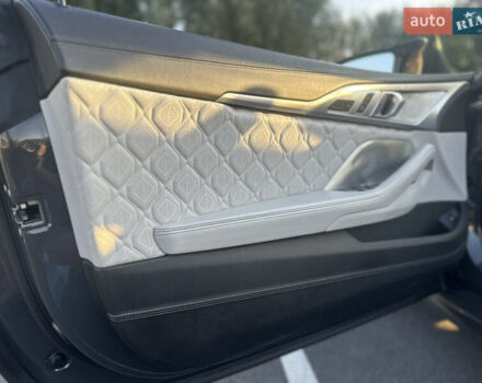 Серый БМВ M8, объемом двигателя 4.39 л и пробегом 32 тыс. км за 85000 $, фото 20 на Automoto.ua