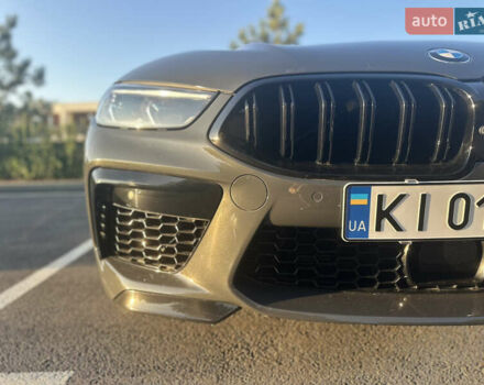 Серый БМВ M8, объемом двигателя 4.39 л и пробегом 32 тыс. км за 85000 $, фото 6 на Automoto.ua