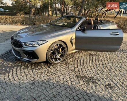 Серый БМВ M8, объемом двигателя 4.39 л и пробегом 34 тыс. км за 120000 $, фото 6 на Automoto.ua