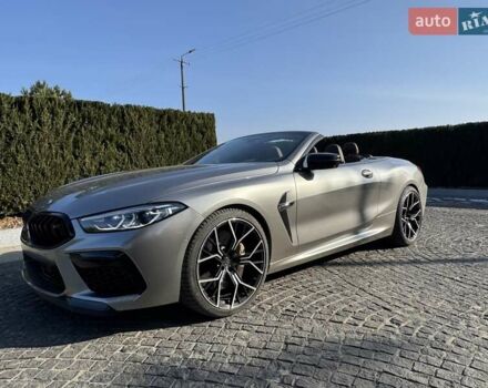 Серый БМВ M8, объемом двигателя 4.39 л и пробегом 34 тыс. км за 120000 $, фото 18 на Automoto.ua