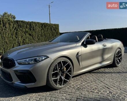 Серый БМВ M8, объемом двигателя 4.39 л и пробегом 34 тыс. км за 120000 $, фото 19 на Automoto.ua