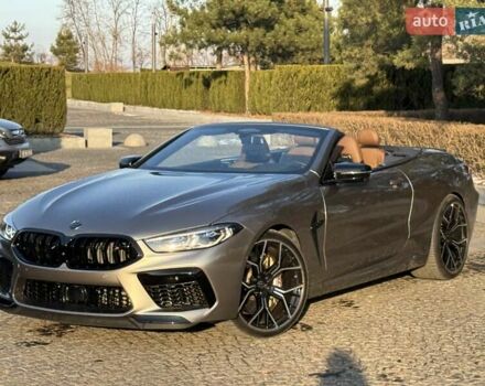 Серый БМВ M8, объемом двигателя 4.39 л и пробегом 34 тыс. км за 120000 $, фото 11 на Automoto.ua
