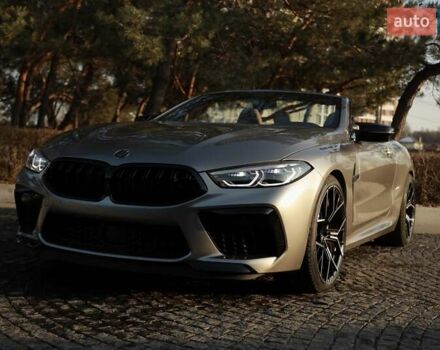 Серый БМВ M8, объемом двигателя 4.39 л и пробегом 34 тыс. км за 120000 $, фото 9 на Automoto.ua