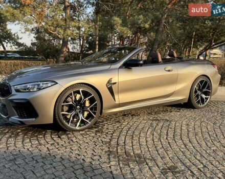 Серый БМВ M8, объемом двигателя 4.39 л и пробегом 34 тыс. км за 120000 $, фото 8 на Automoto.ua