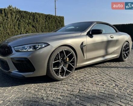 Серый БМВ M8, объемом двигателя 4.39 л и пробегом 34 тыс. км за 120000 $, фото 16 на Automoto.ua