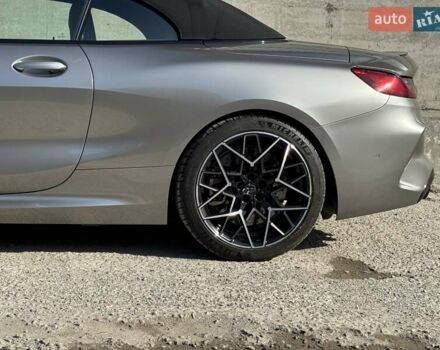 Серый БМВ M8, объемом двигателя 4.39 л и пробегом 34 тыс. км за 120000 $, фото 3 на Automoto.ua