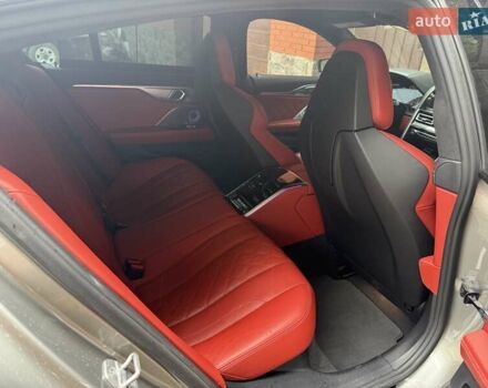 Сірий БМВ M8, об'ємом двигуна 4.39 л та пробігом 45 тис. км за 105000 $, фото 38 на Automoto.ua