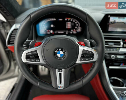 Серый БМВ M8, объемом двигателя 4.4 л и пробегом 17 тыс. км за 109000 $, фото 24 на Automoto.ua