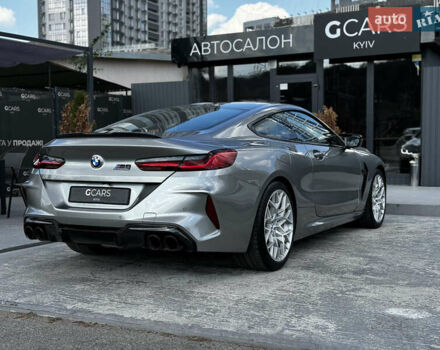 Серый БМВ M8, объемом двигателя 4.4 л и пробегом 17 тыс. км за 109000 $, фото 3 на Automoto.ua