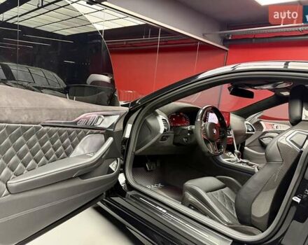 Синий БМВ M8, объемом двигателя 4.4 л и пробегом 13 тыс. км за 149900 $, фото 24 на Automoto.ua