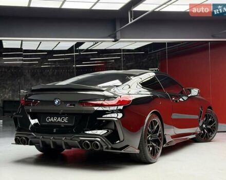 Синий БМВ M8, объемом двигателя 4.4 л и пробегом 13 тыс. км за 149900 $, фото 17 на Automoto.ua