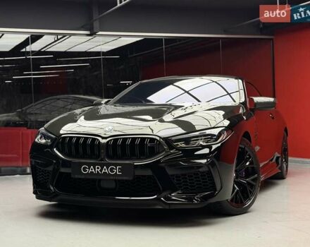 Синий БМВ M8, объемом двигателя 4.4 л и пробегом 13 тыс. км за 149900 $, фото 5 на Automoto.ua