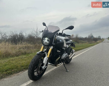 Черный БМВ R nineT, объемом двигателя 1.2 л и пробегом 40 тыс. км за 12000 $, фото 3 на Automoto.ua
