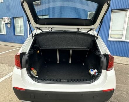 Білий БМВ Х1, об'ємом двигуна 2 л та пробігом 228 тис. км за 13500 $, фото 11 на Automoto.ua