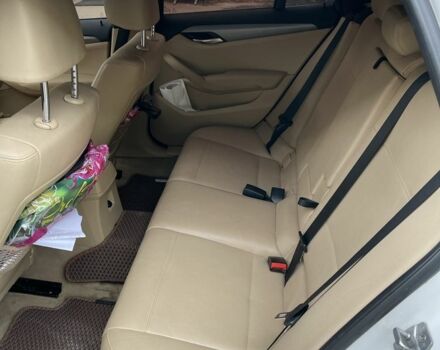 Белый БМВ Х1, объемом двигателя 2 л и пробегом 140 тыс. км за 12999 $, фото 6 на Automoto.ua