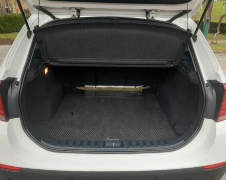 Белый БМВ Х1, объемом двигателя 2 л и пробегом 190 тыс. км за 13000 $, фото 7 на Automoto.ua