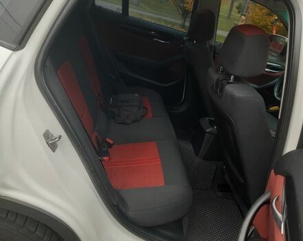 Белый БМВ Х1, объемом двигателя 2 л и пробегом 190 тыс. км за 13000 $, фото 11 на Automoto.ua