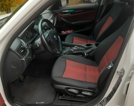 Белый БМВ Х1, объемом двигателя 2 л и пробегом 190 тыс. км за 13000 $, фото 15 на Automoto.ua