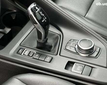 Білий БМВ Х1, об'ємом двигуна 2 л та пробігом 17 тис. км за 33690 $, фото 21 на Automoto.ua