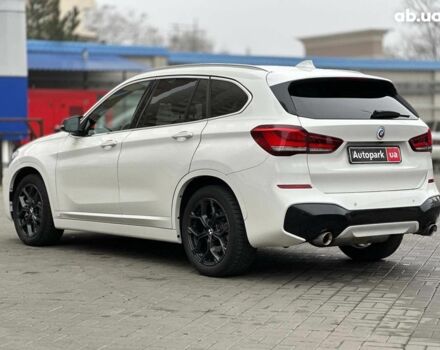 Білий БМВ Х1, об'ємом двигуна 2 л та пробігом 17 тис. км за 33690 $, фото 11 на Automoto.ua