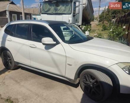 Белый БМВ Х1, объемом двигателя 2 л и пробегом 226 тыс. км за 12000 $, фото 4 на Automoto.ua