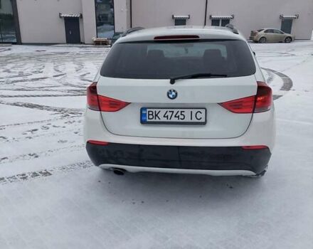 Белый БМВ Х1, объемом двигателя 2 л и пробегом 265 тыс. км за 12300 $, фото 3 на Automoto.ua