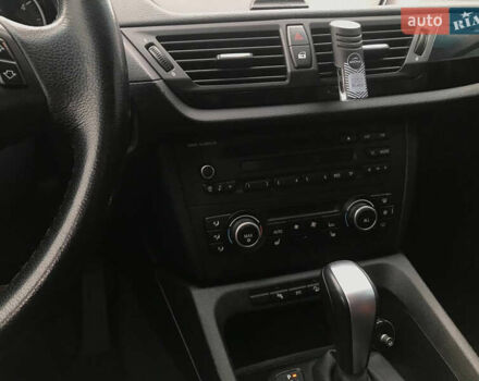 БМВ Х1 2010 в Львове на Automoto.ua Белый БМВ Х1, объемом двигателя 2 л и пробегом 199 тыс. км за 12100 $, фото 17 на Automoto.ua