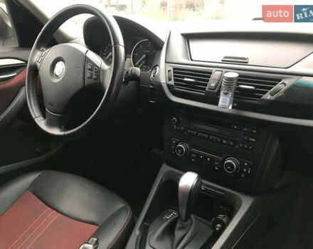 БМВ Х1 2010 в Львове на Automoto.ua Белый БМВ Х1, объемом двигателя 2 л и пробегом 199 тыс. км за 12100 $, фото 9 на Automoto.ua