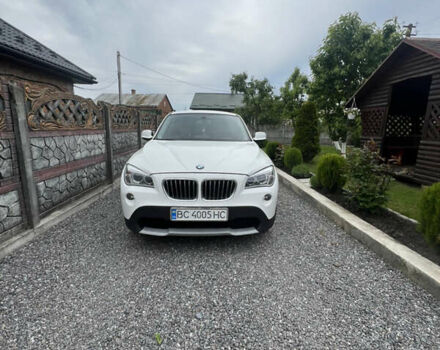 Белый БМВ Х1, объемом двигателя 2 л и пробегом 270 тыс. км за 9100 $, фото 3 на Automoto.ua