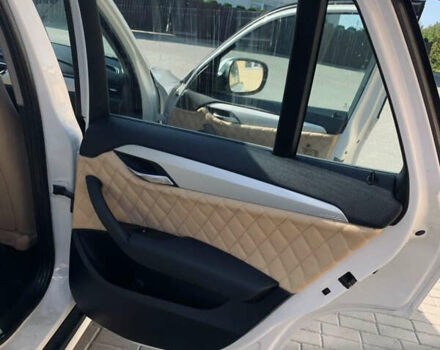 Белый БМВ Х1, объемом двигателя 2 л и пробегом 270 тыс. км за 9100 $, фото 6 на Automoto.ua