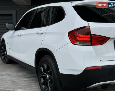 Белый БМВ Х1, объемом двигателя 2 л и пробегом 161 тыс. км за 11700 $, фото 4 на Automoto.ua