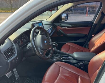 Белый БМВ Х1, объемом двигателя 3 л и пробегом 179 тыс. км за 11000 $, фото 8 на Automoto.ua