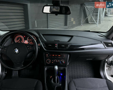 Белый БМВ Х1, объемом двигателя 2 л и пробегом 161 тыс. км за 11700 $, фото 14 на Automoto.ua