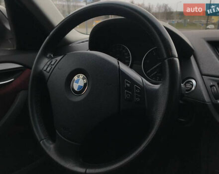 БМВ Х1 2010 в Львове на Automoto.ua Белый БМВ Х1, объемом двигателя 2 л и пробегом 199 тыс. км за 12100 $, фото 15 на Automoto.ua