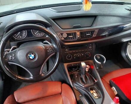 Белый БМВ Х1, объемом двигателя 2 л и пробегом 265 тыс. км за 12300 $, фото 4 на Automoto.ua