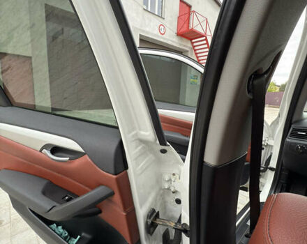 Белый БМВ Х1, объемом двигателя 2 л и пробегом 124 тыс. км за 13500 $, фото 18 на Automoto.ua