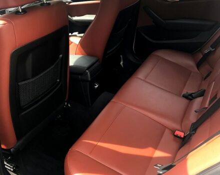 Білий БМВ Х1, об'ємом двигуна 2 л та пробігом 248 тис. км за 9990 $, фото 7 на Automoto.ua