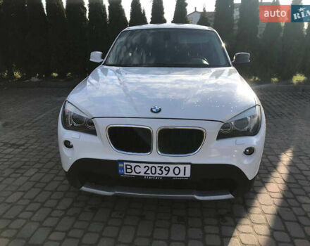 БМВ Х1 2010 в Львове на Automoto.ua Белый БМВ Х1, объемом двигателя 2 л и пробегом 199 тыс. км за 12100 $, фото 3 на Automoto.ua