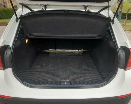 Белый БМВ Х1, объемом двигателя 2 л и пробегом 190 тыс. км за 13000 $, фото 6 на Automoto.ua