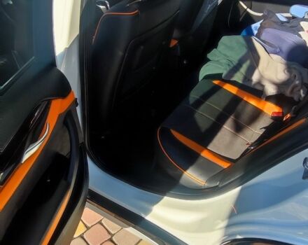 Белый БМВ Х1, объемом двигателя 2 л и пробегом 178 тыс. км за 15000 $, фото 6 на Automoto.ua