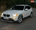 Белый БМВ Х1, объемом двигателя 2 л и пробегом 233 тыс. км за 9999 $, фото 1 на Automoto.ua