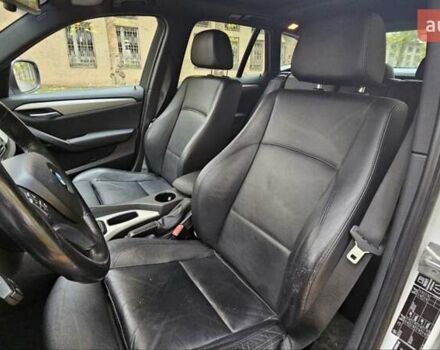 Белый БМВ Х1, объемом двигателя 2 л и пробегом 258 тыс. км за 10999 $, фото 17 на Automoto.ua